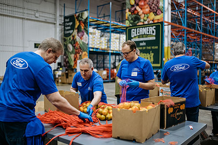 Ford Volunteers at Gleaners